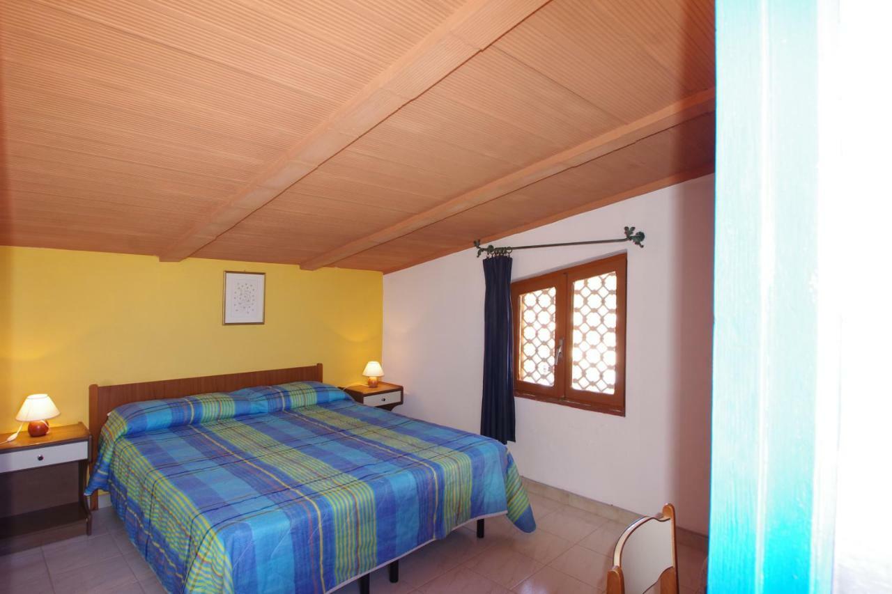 Iocchedda Apartment Porto Ottiolu Bagian luar foto
